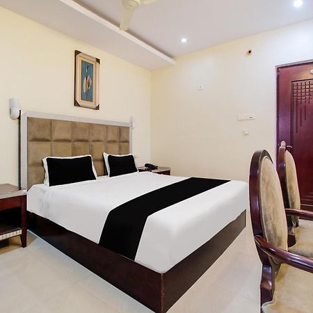 Super Townhouse Gajuwaka Near Cmr Mall Kurmannapalem Buitenkant foto