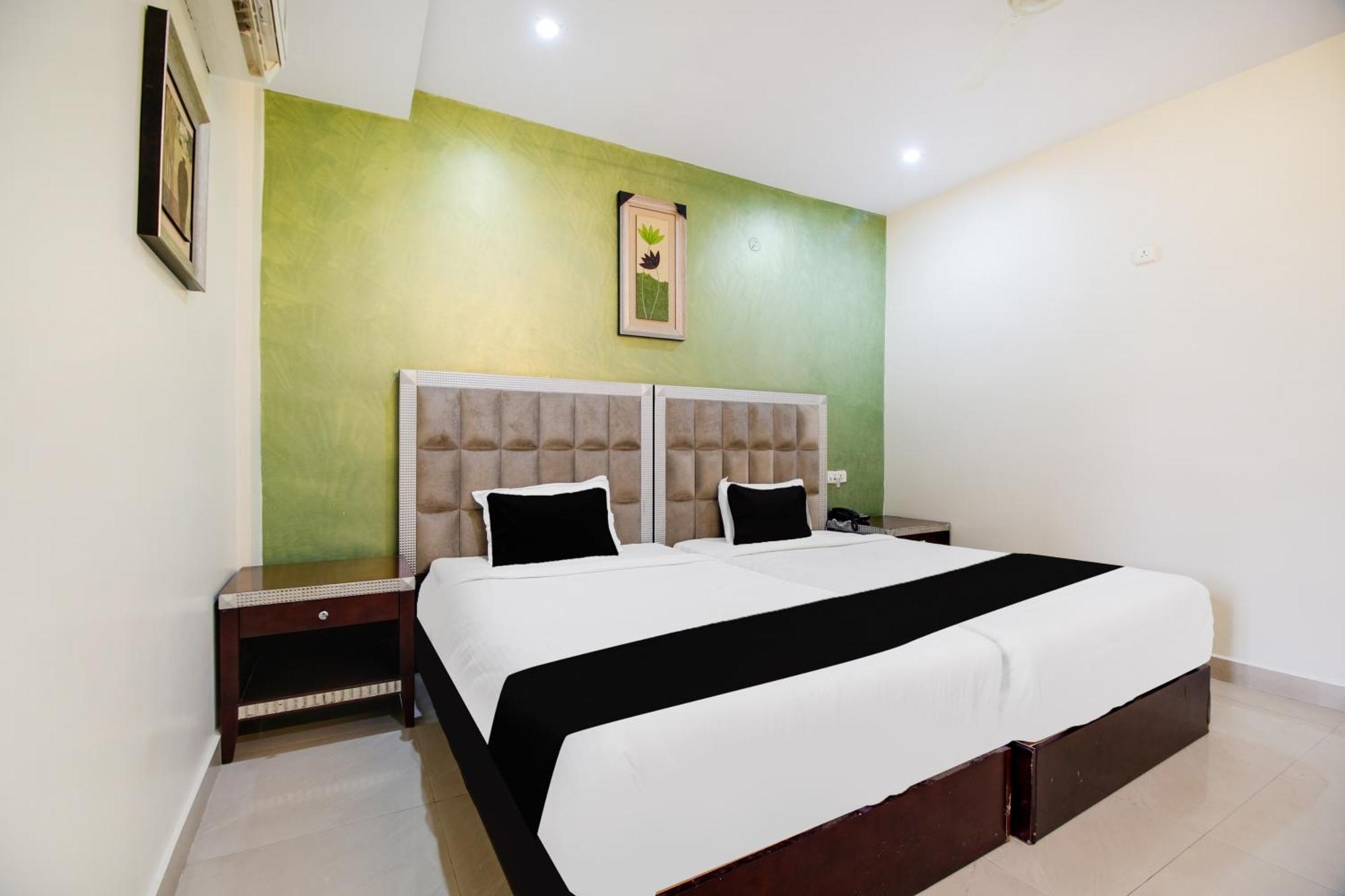 Super Townhouse Gajuwaka Near Cmr Mall Kurmannapalem Buitenkant foto