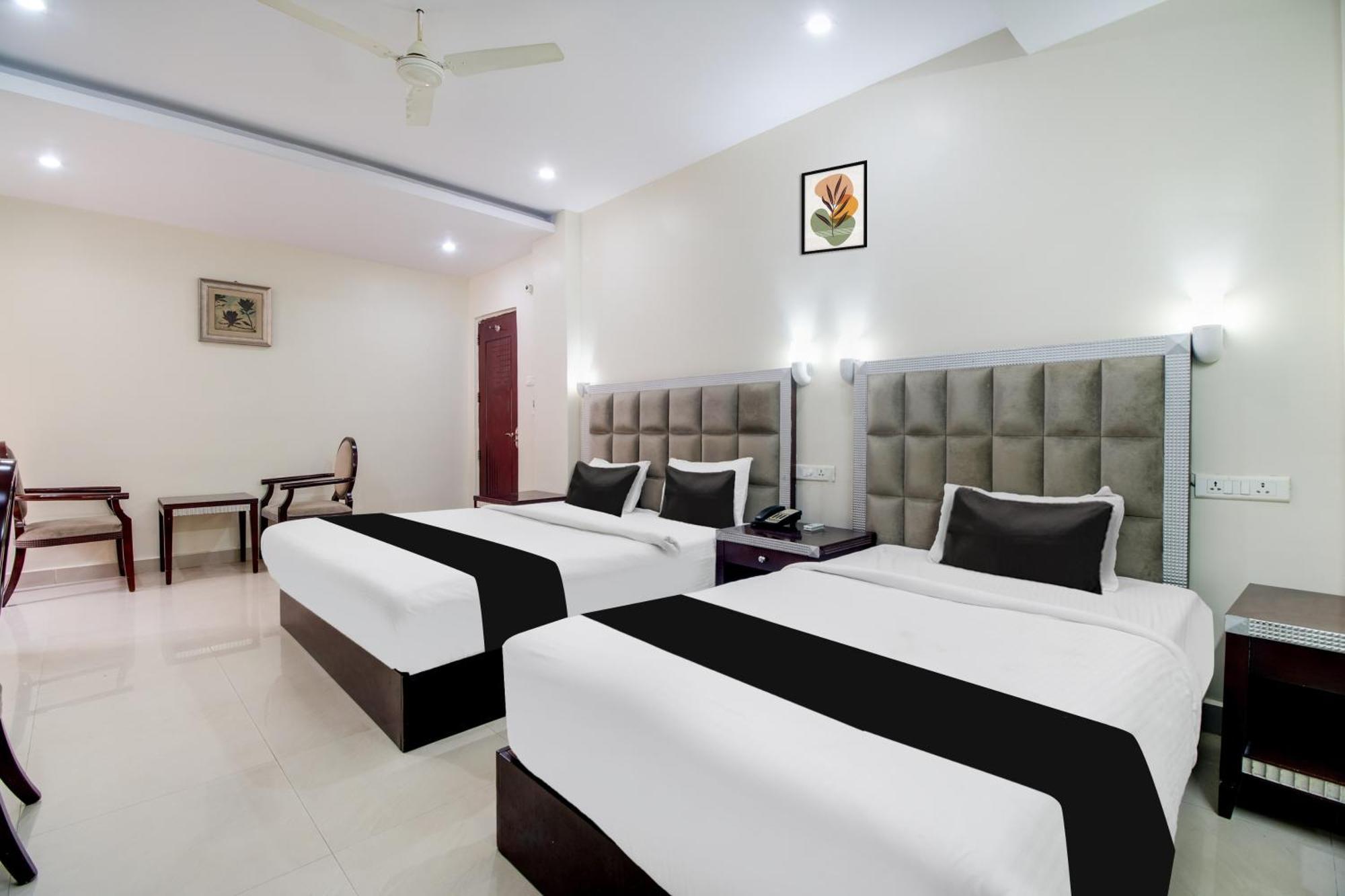 Super Townhouse Gajuwaka Near Cmr Mall Kurmannapalem Buitenkant foto