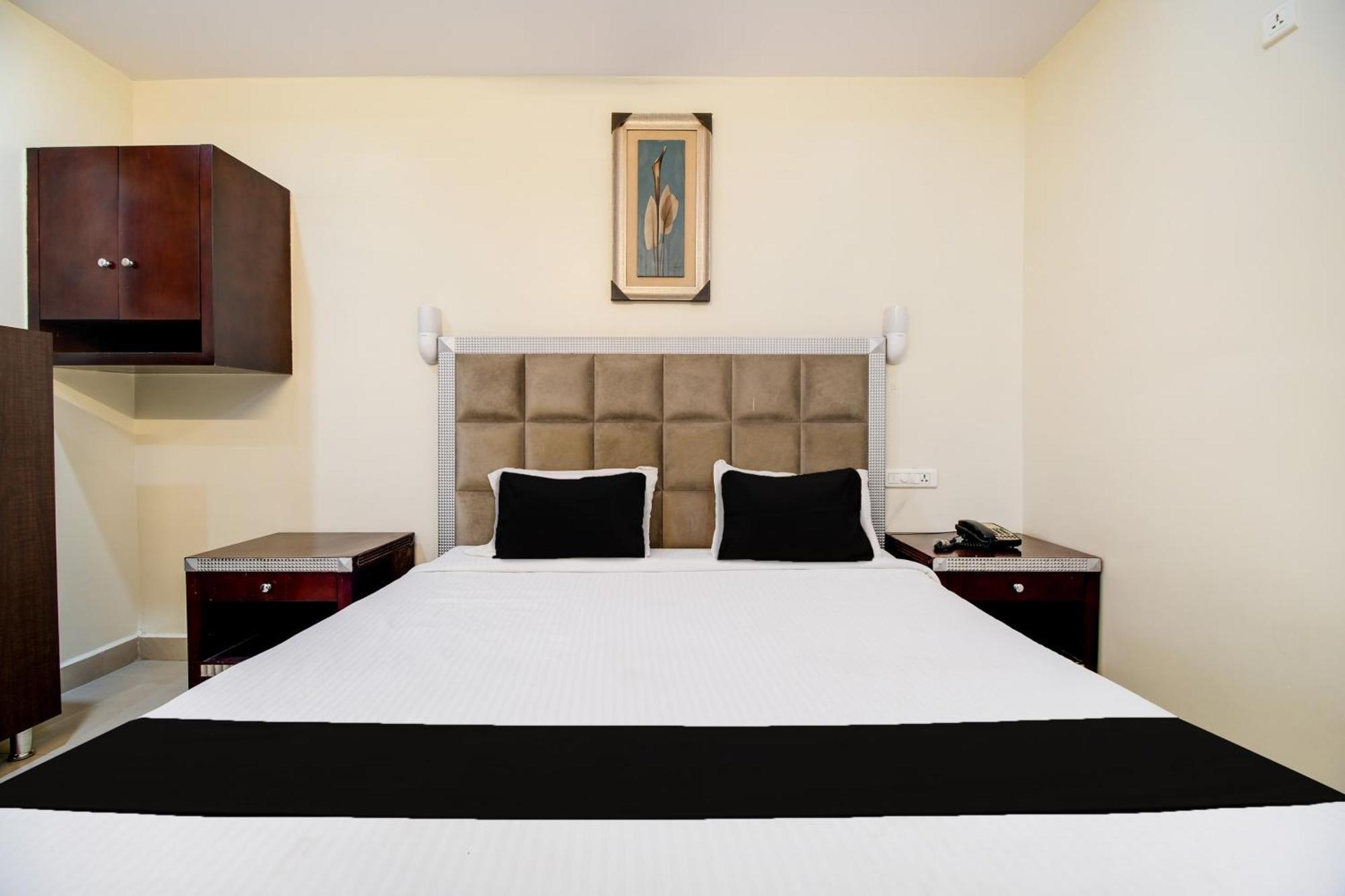 Super Townhouse Gajuwaka Near Cmr Mall Kurmannapalem Buitenkant foto