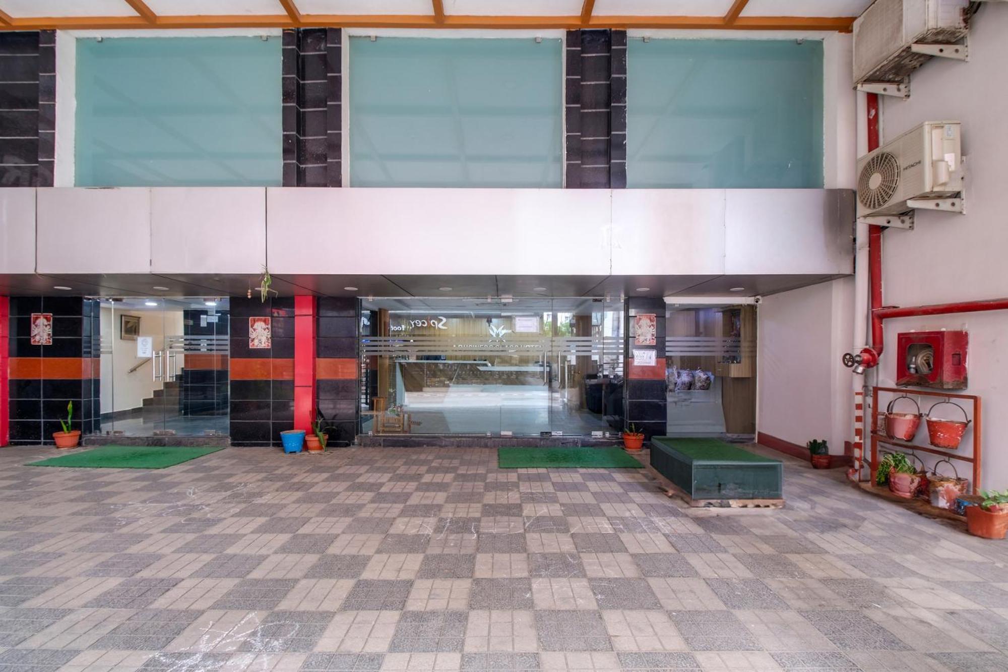 Super Townhouse Gajuwaka Near Cmr Mall Kurmannapalem Buitenkant foto